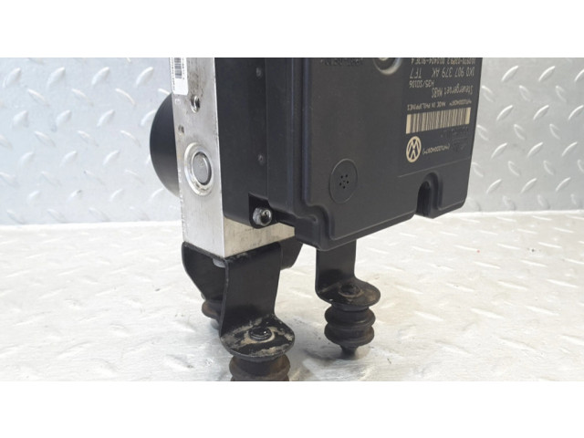 Блок АБС 1K0907379AK, 1K0614117AG   Volkswagen  Jetta VI  2011-2018 года