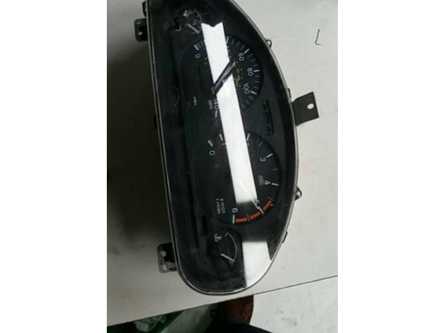 Панель приборов    Mitsubishi Space Star       