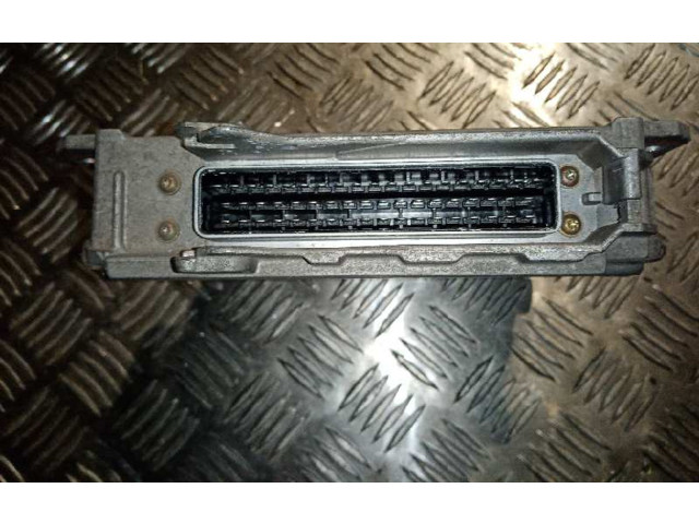 Řídící jednotka 0281001200 Mercedes-Benz C W202 1996