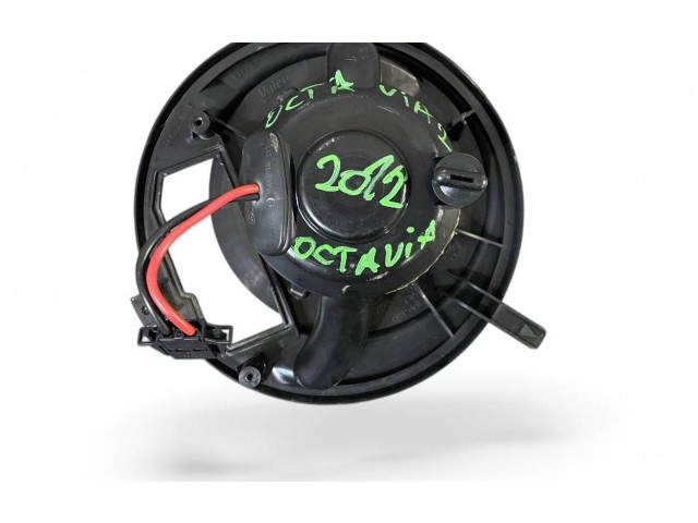 Вентилятор печки 1K1820015J Skoda Octavia Mk2 (1Z)