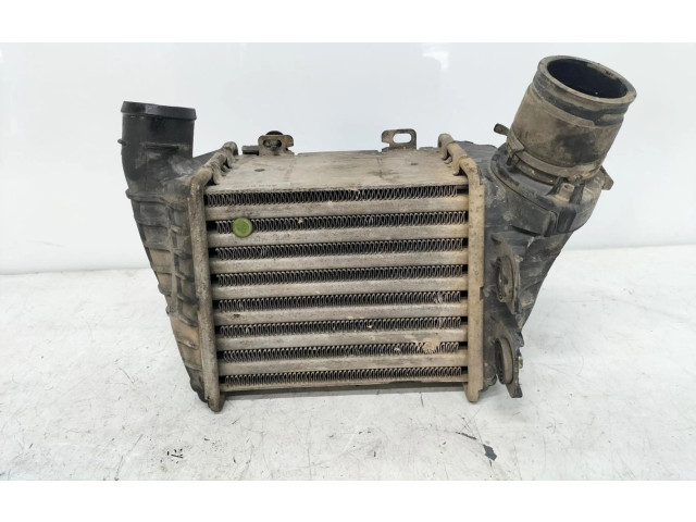 Интеркулер Volkswagen Golf III