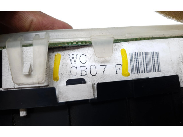 Přístrojová deska Mazda Premacy 2001 WCCB07F, WCCB07F