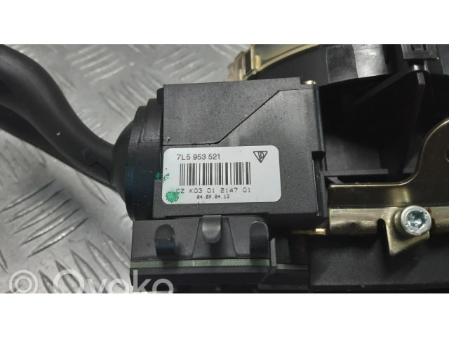 Отделка (ленточка) заднего фонаря