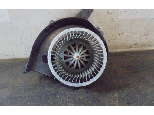 Вентилятор печки    6R1819015A, 6R1819015A   Skoda Fabia Mk3 (NJ)