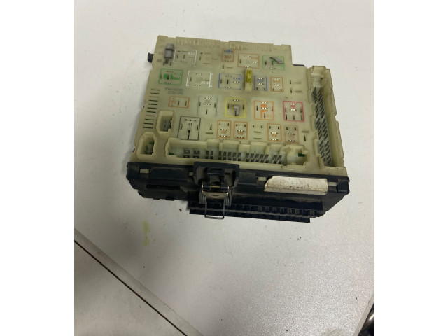 Блок предохранителей 97AG14A073EC   Ford Escort    