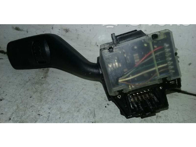 Ручка стеклоочистителей 17D9402   Ford Focus