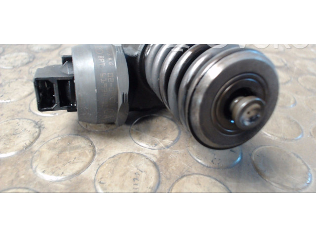 Форсунка 0414720213, 038130079GX Audi A3 S3 8L