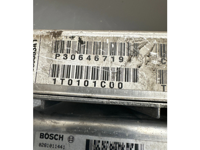 Блок управления двигателя 1T0101C00, P30646719   Volvo V70