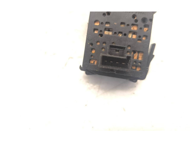 Ручка стеклоочистителей 09185415, 09185414 Opel Meriva A