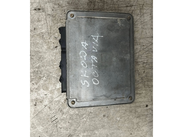 Блок управления двигателя 038906018BR, 28SA3733 Skoda Octavia Mk1 (1U)
