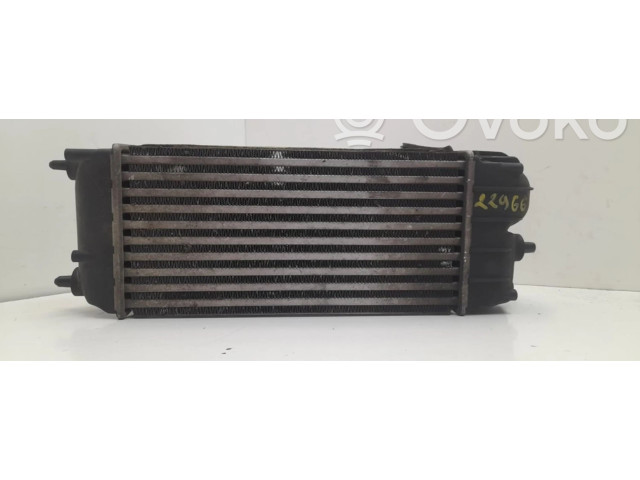 Рулевая рейка  Радиатор интеркулера 8V519L440AC, 8V519L440AC   Ford Fiesta 2006 - 2008 года