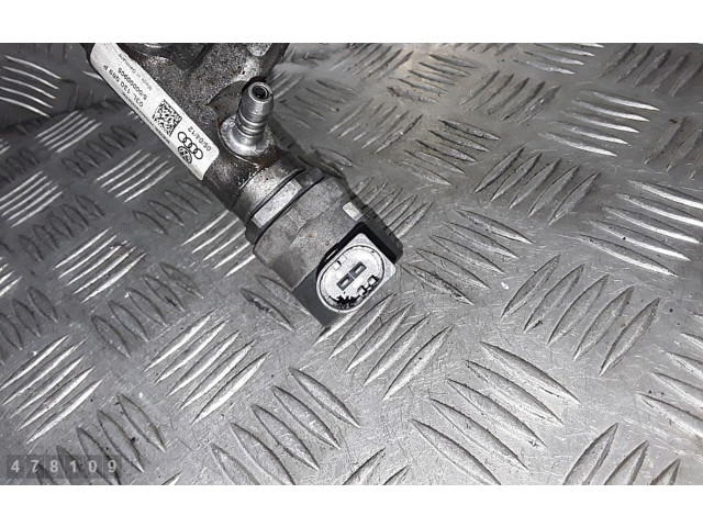 Vstřikovací lišta 03L130089P Audi A3 S3 8P