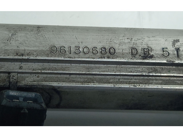 Vstřikovací lišta 96130680, 179534   Daewoo Espero    C18LE 