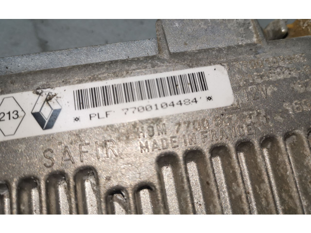 Блок управления двигателя 7700104484 Renault Twingo I