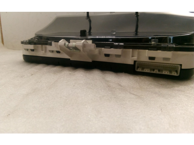 Přístrojová deska  Toyota Corolla Verso AR10 2007 838000F091, MB2574308260  