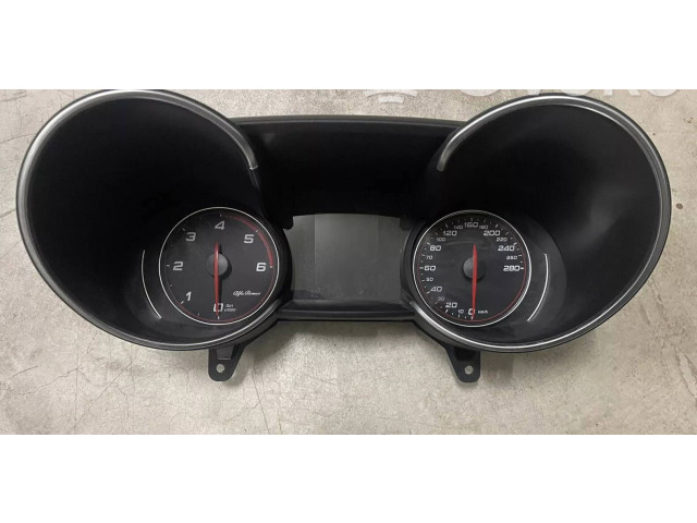 Přístrojová deska Alfa Romeo Giulia 2018