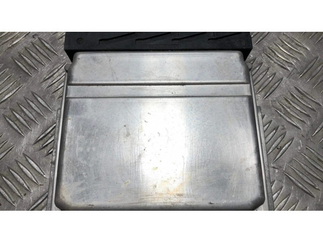 Блок управления двигателя 09470738B Volvo S80