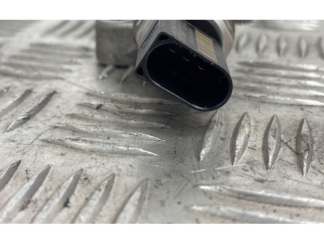 Топливная рампа 04L089, 04L089D   Audi A3 S3 8V  