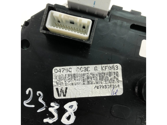 Přístrojová deska Mazda 2 2015 DC3EGKF063