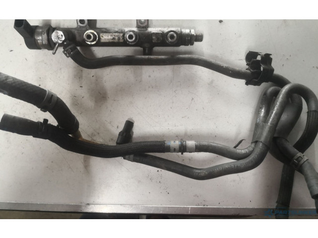 Vstřikovací lišta 059130090 Audi A8 S8 D4 4H