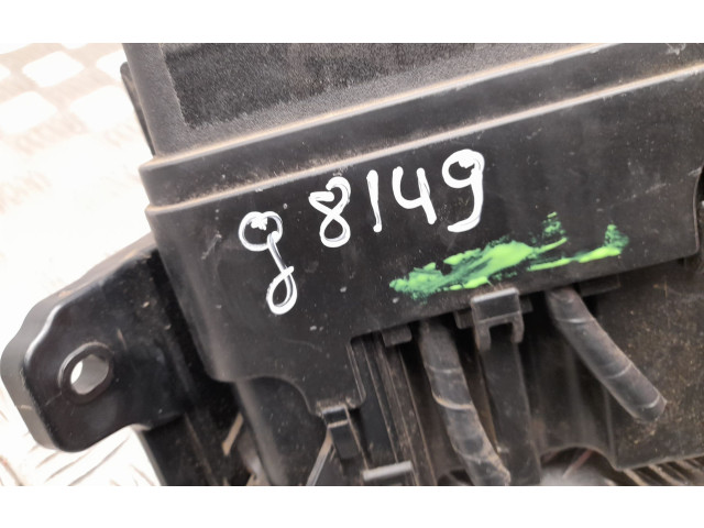 Блок предохранителей  91955H8320, 91750H8240   KIA Rio    