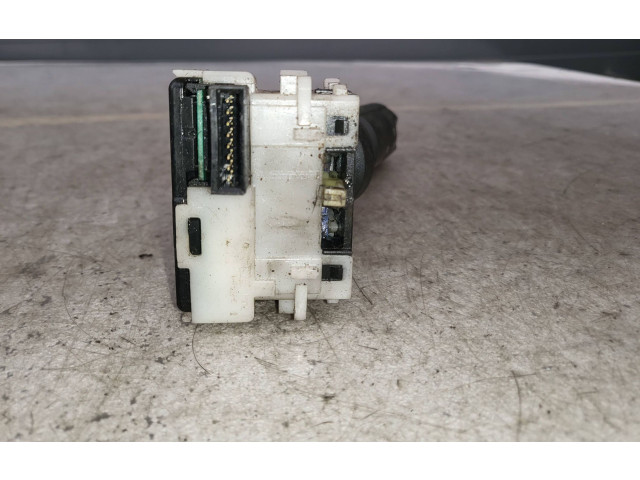 Ручка поворотов/ фонарей Nissan Navara D40