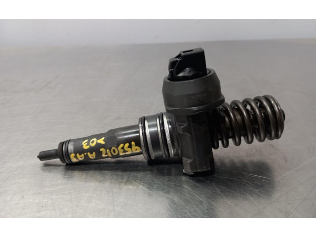 Форсунка 038130073BQ Audi A3 S3 8P