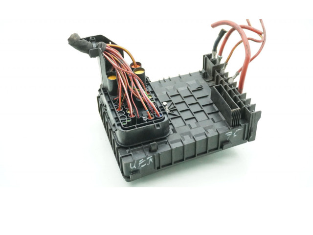 Блок предохранителей  1K0937118, 1K0937118   Skoda Yeti (5L)    