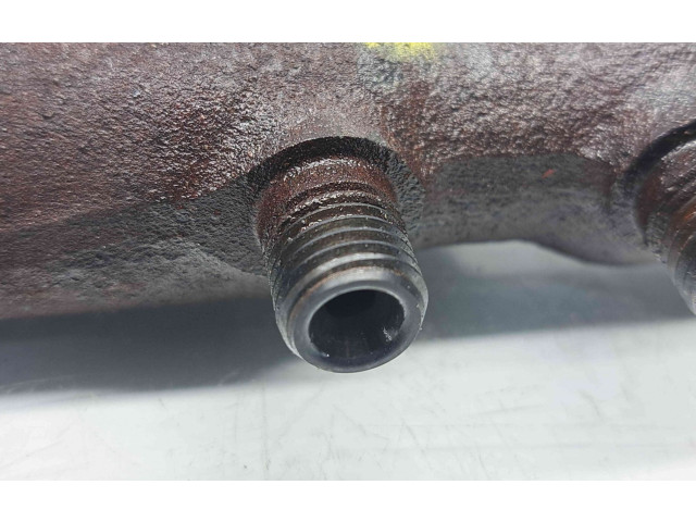 Vstřikovací lišta 55PP05 Mitsubishi Pajero