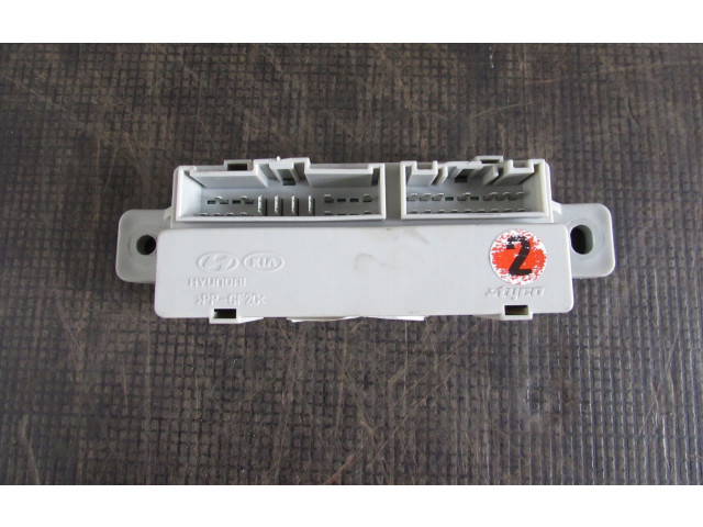 Блок предохранителей 1H120   KIA Ceed    