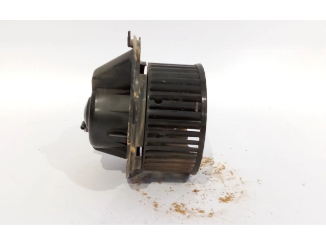 Вентилятор печки 1K1819015E Volkswagen Caddy