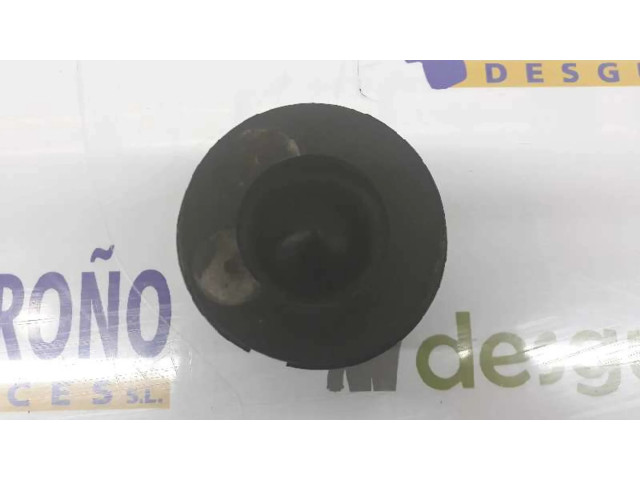 Píst 11257803033 BMW 1 E81 E87 2.0