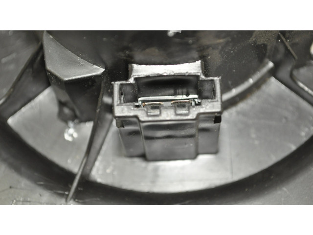 Вентилятор печки 6R2819015 Audi A1