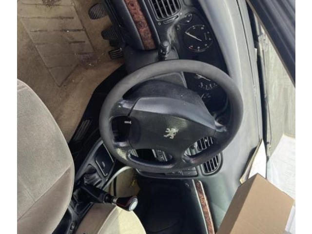 Генератор    Peugeot 406      