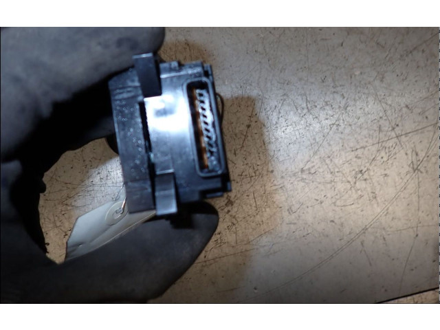 Ручка стеклоочистителей 8612A043 Mitsubishi L200