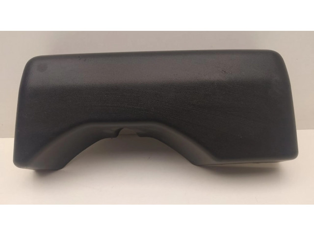 Другая деталь салона