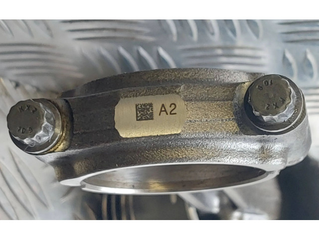  Поршень с шатуном D5204T2   Volvo V60  