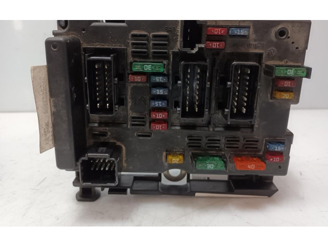 Pojistková skříňka 9650663880 Peugeot 307 CC 2004