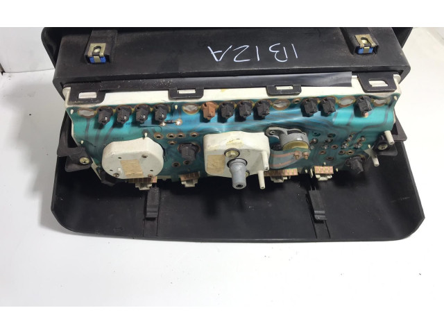 Панель приборов    Seat Ibiza I (021A)       