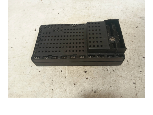 Блок предохранителей 8676286, 01W465 Volvo V70