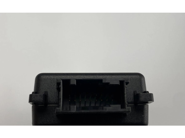 Tālruņa vadības bloks