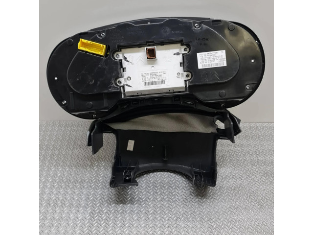 Přístrojová deska Peugeot 5008 2015 9810477580, 01326302