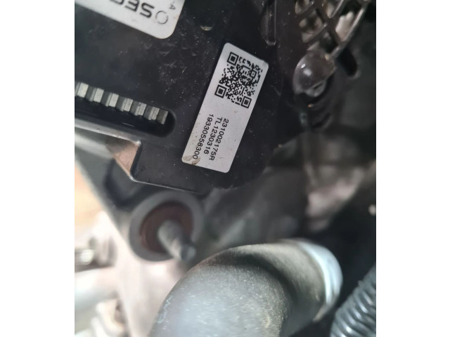 Генератор 231002175R, F000BL0884   Renault Clio V      