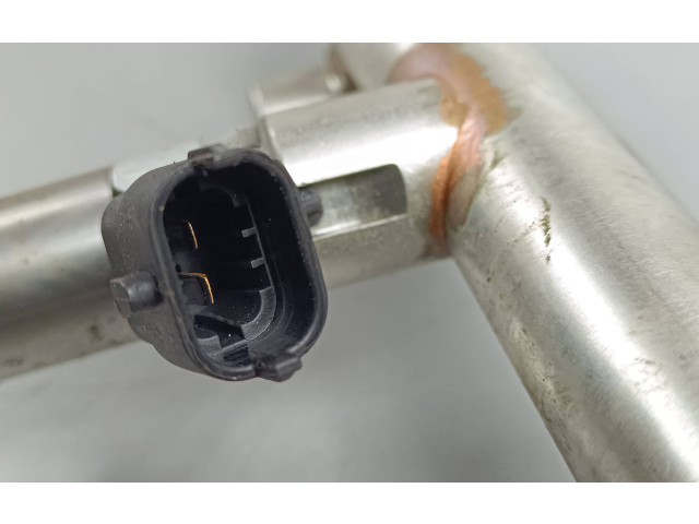 Топливная рампа 000283628, 326170021 Maserati Levante для двигателя 55263624