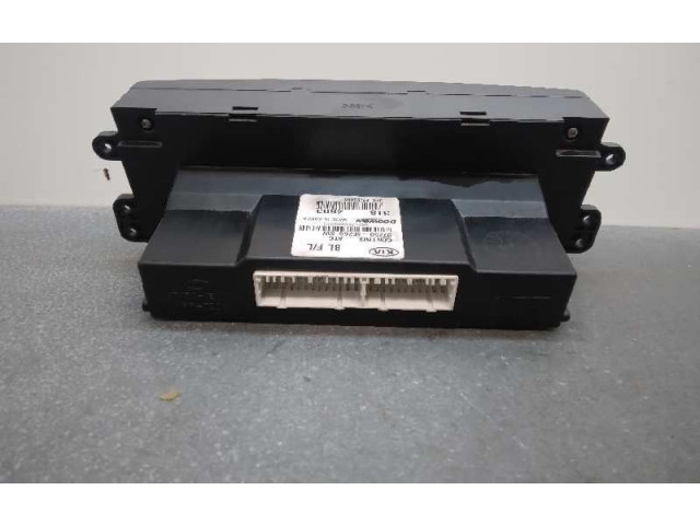 Блок управления климат-контролем 972503E260 KIA Sorento