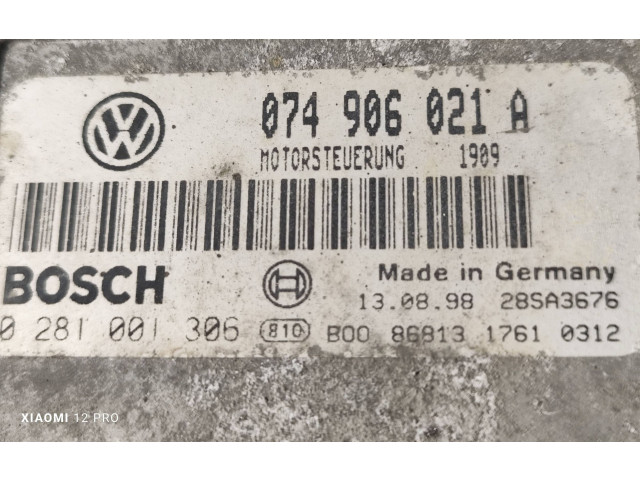 Блок управления двигателя 074906021A, 0281001306   Volkswagen Transporter - Caravelle T4