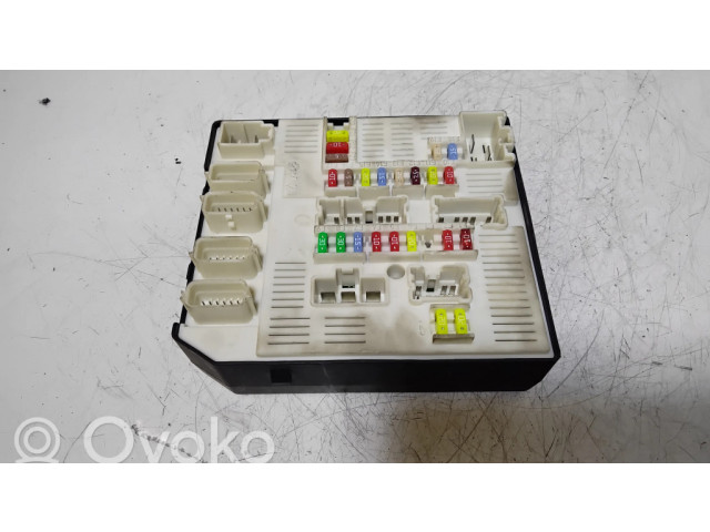 Pojistková skříňka 284B61871R Renault Megane III 2010