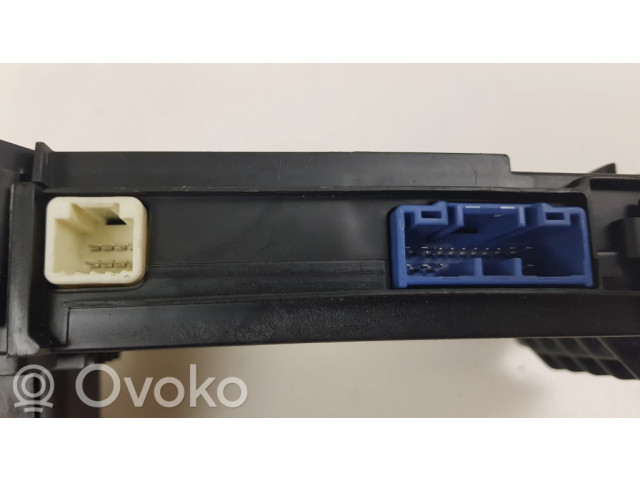 Блок управления KD45675Y0F   Mazda 6