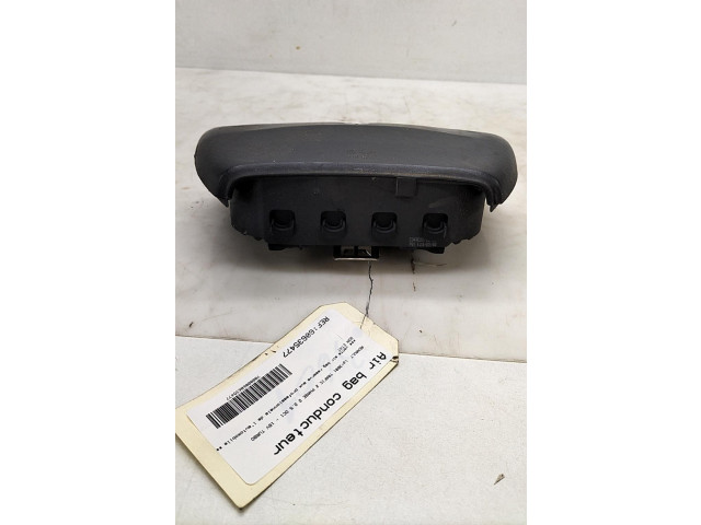 Подушка безопасности водителя 8200676895   Renault Trafic II (X83)