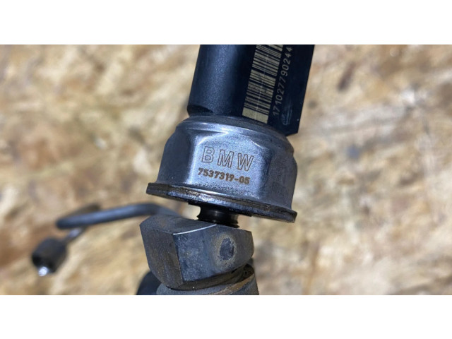 Vstřikovací lišta 7547600, 7537319 BMW 5 F10 F11 pro benzínový motor 4.4 N63